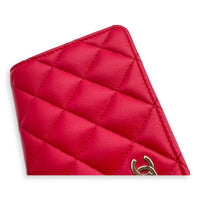 Chanel Classic Wallet Red in Lambskin, Gold hardware_5