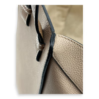 Loewe Hammock Shoulder Bag Small Beige in Calfskin, Gold hardware_5