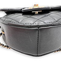 Chanel Heart  Crossbody Bag Black in Lambskin, Gold hardware_11