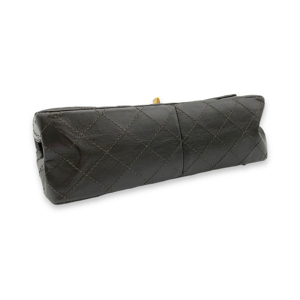 2.55 Brown Shoulder Bag in Calfskin, Gold hardware