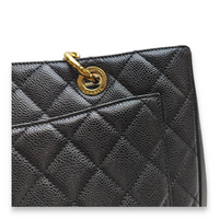 GST GM Black Tote Bag in Caviar Leather, Gold hardware