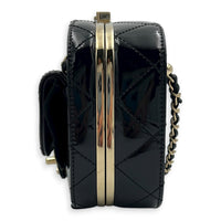 CC Seasonal Camera Shoulder Bag Black in Patent Leather, Gold hardware
