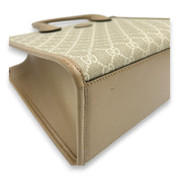 Interlocking G Tote Bag White in Coated Canvas, Gold hardware