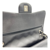 Classic Shoulder Bag Jumbo Silver in Lambskin, Silver hardware