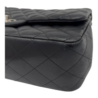 Classic Shoulder Bag Jumbo Silver in Lambskin, Silver hardware
