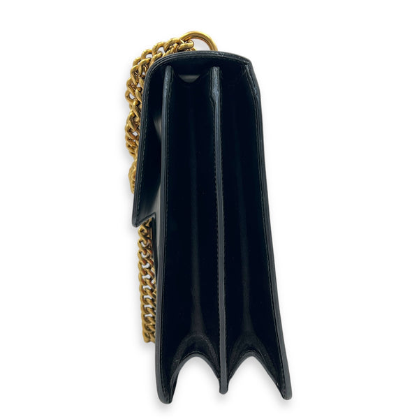 GG Marmont Shoulder Bag Black in Calfskin, Gold hardware