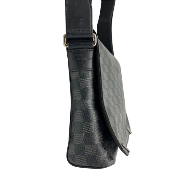 District Messenger PM Black in Coated Canvas, Silver hardware