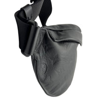 Discovery Bumbag Shadow Belt Bag Black in Calfskin, Black hardware