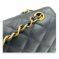 Classic Shoulder Bag Jumbo Black in Caviar Leather, Gold hardware