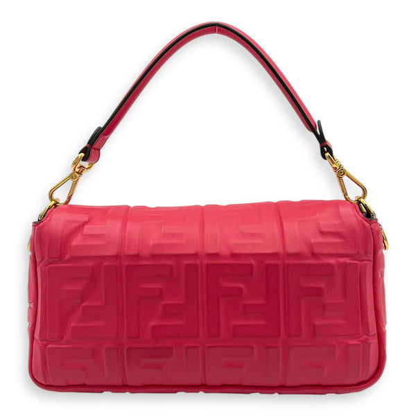 Baguette Shoulder Bag Pink in Calfskin, Gold hardware