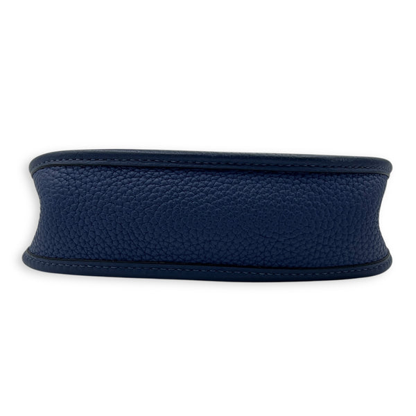 Evelyne Blue in Clemence, Silver hardware