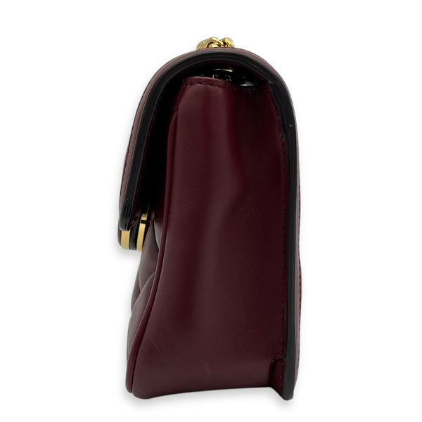 Interlocking GG Deco Shoulder Bag Red in Calfskin, Gold hardware