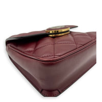Interlocking GG Deco Shoulder Bag Red in Calfskin, Gold hardware