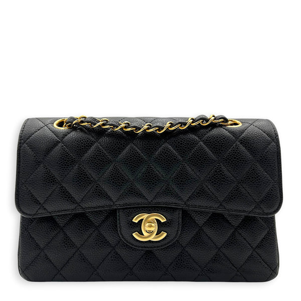 Classic Shoulder Bag Small Black in Caviar Leather, Gold hardware