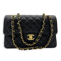 Classic Shoulder Bag Small Black in Caviar Leather, Gold hardware