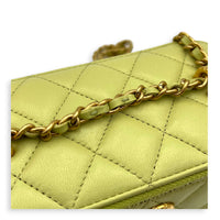 CC Vanity Bag Green in Lambskin, Gold hardware