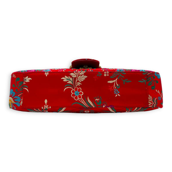 GG Marmont Shoulder Bag Red in Satin, Gold hardware
