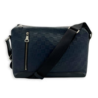 Discovery Messenger Blue in Embossed Leather, Silver hardware