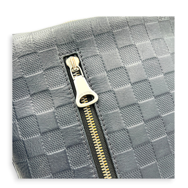 Discovery Messenger Blue in Embossed Leather, Silver hardware