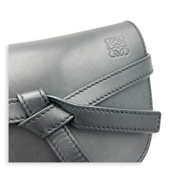Gate Shoulder Bag Black in Calfskin, Gold hardware
