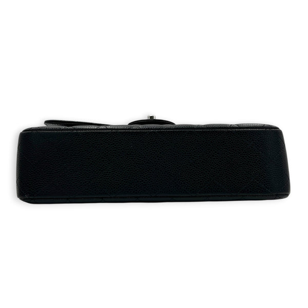 Classic Shoulder Bag Medium Black in Caviar Leather, Silver hardware