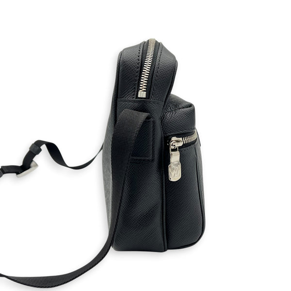 Outdoor Shoulder Bag PM Black in Taiga Leather, Silver hardware