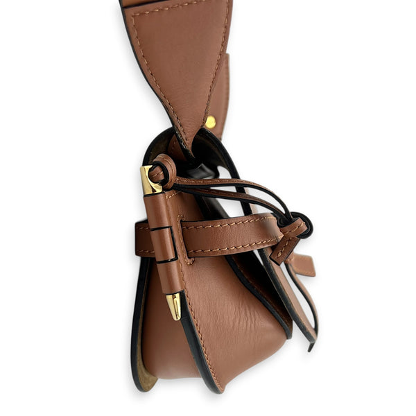 Gate Shoulder Bag Brown in Calfskin, Gold hardware
