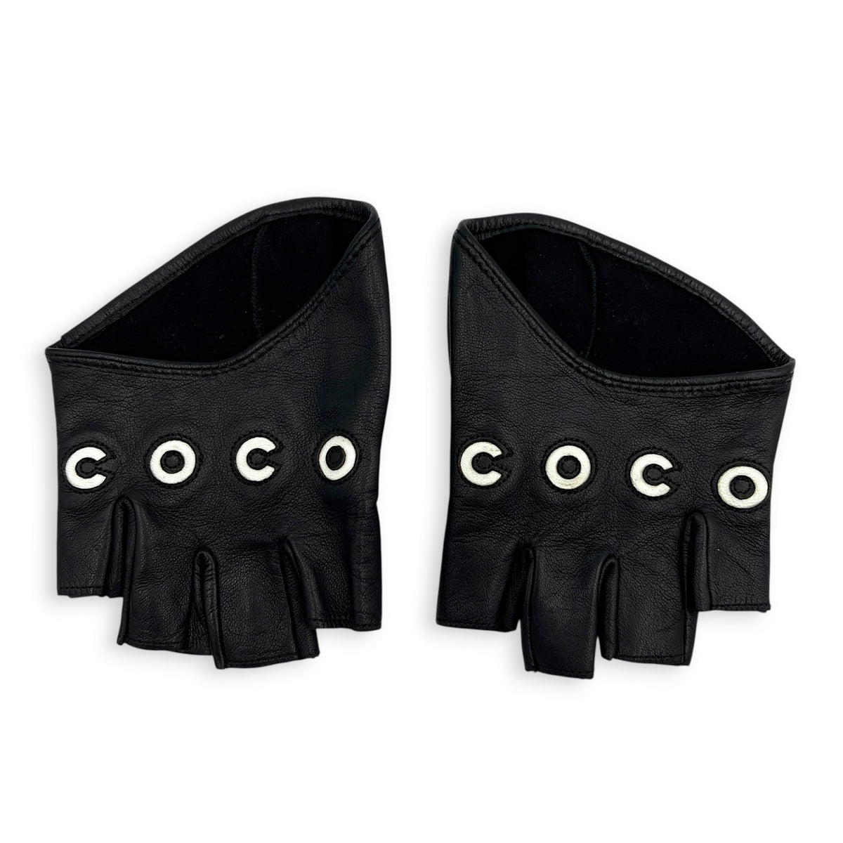 Coco Gloves Black in Calfskin