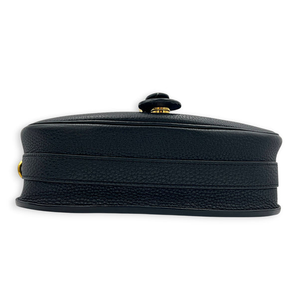Bobby Shoulder Bag Black in Calfskin, Gold hardware