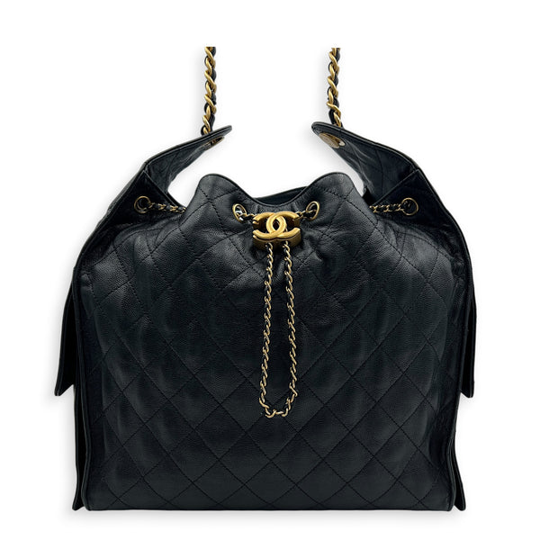 C25 Medium Black Shoulder Bag in Caviar Leather, Gold hardware