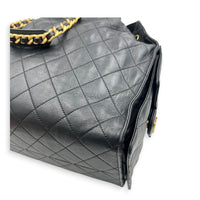 C25 Medium Black Shoulder Bag in Caviar Leather, Gold hardware