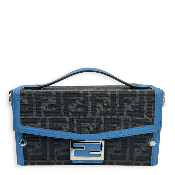 Baguette Box Shoulder Bag Black in Canvas, Silver hardware