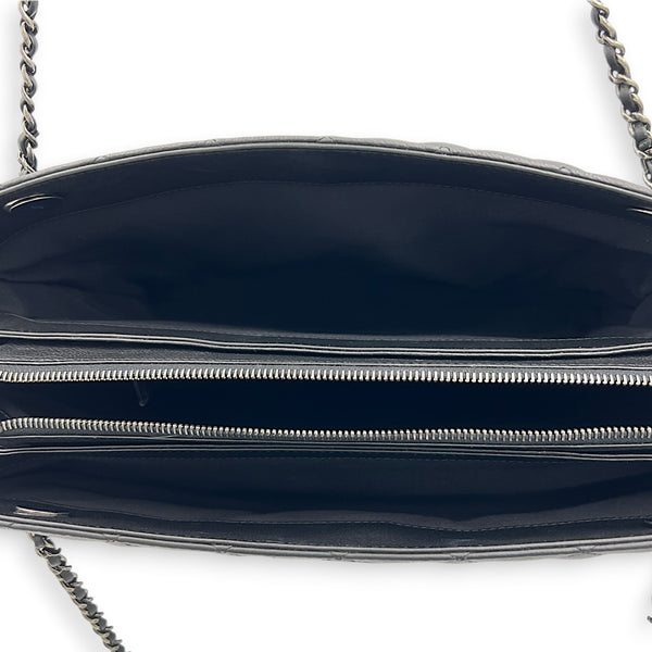 Frame In Chain Shopping Tote Bag Black in Calfskin, Silver hardware