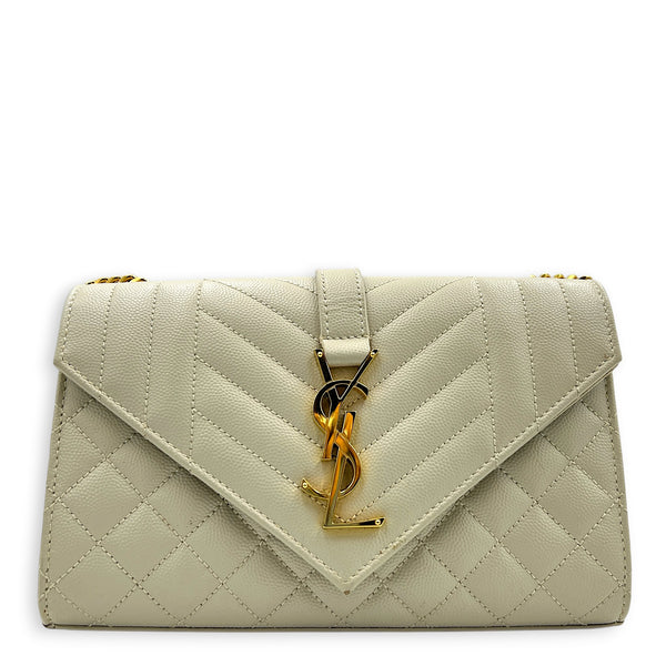 Envelope Shoulder Bag White in Grained Leather, Gold hardware