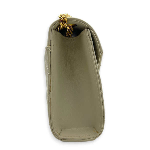 Envelope Shoulder Bag White in Grained Leather, Gold hardware