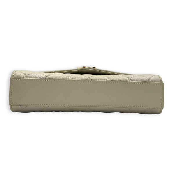 Envelope Shoulder Bag White in Grained Leather, Gold hardware
