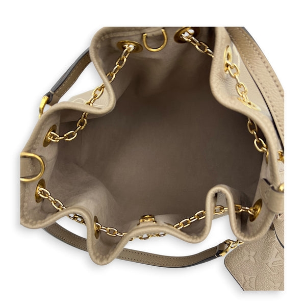 Bundle Bucket Bag Beige in Empreinte Leather, Gold hardware
