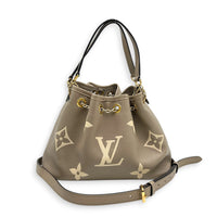 Bundle Bucket Bag Beige in Empreinte Leather, Gold hardware