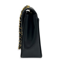 CC Vintage Chevron Envelope Flap Shoulder Bag Black in Lambskin, Gold hardware