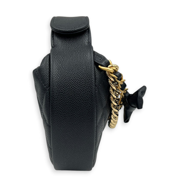 Quilted Bow Pouch Handbag Black in Caviar Leather, Gold hardware