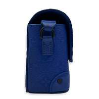 Steamer Wearable Wallet Shoulder Bag Blue in Taurillon Leather, Black hardware