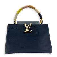Capucines MM Kintsugi Top Handle Bag in Calfskin, Gold hardware