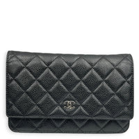 Classic Wallet On Chain Black in Caviar Leather, Silver hardware