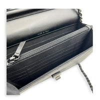 2.55 Wallet On Chain Black in Calfskin, Black hardware