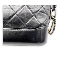 Gabrielle Small Black Shoulder Bag in Calfskin, Mixed hardware