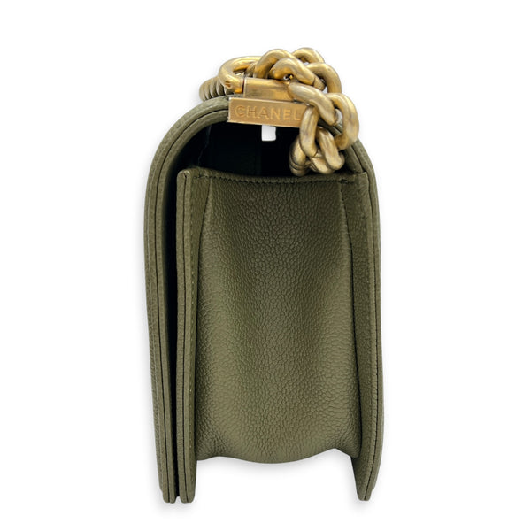 Boy Medium Green Shoulder Bag in Caviar Leather, Gold hardware
