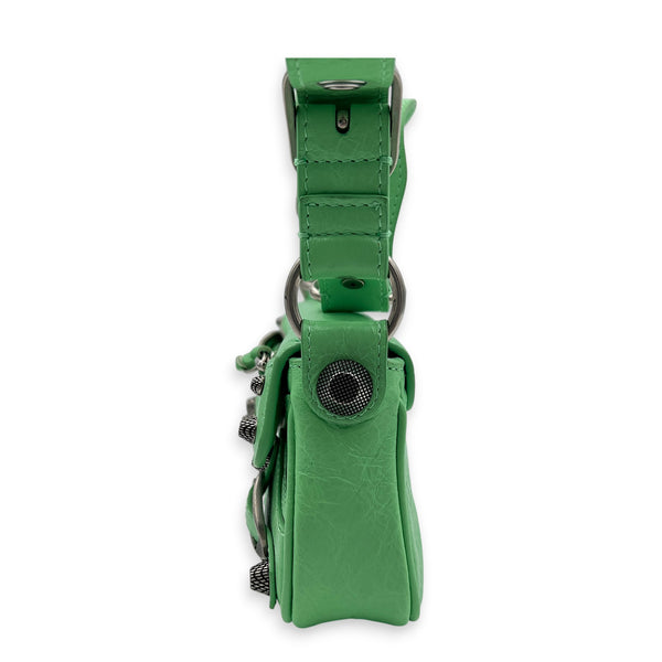 Le Cagole Shoulder Bag XS Green in Calfskin, Silver hardware