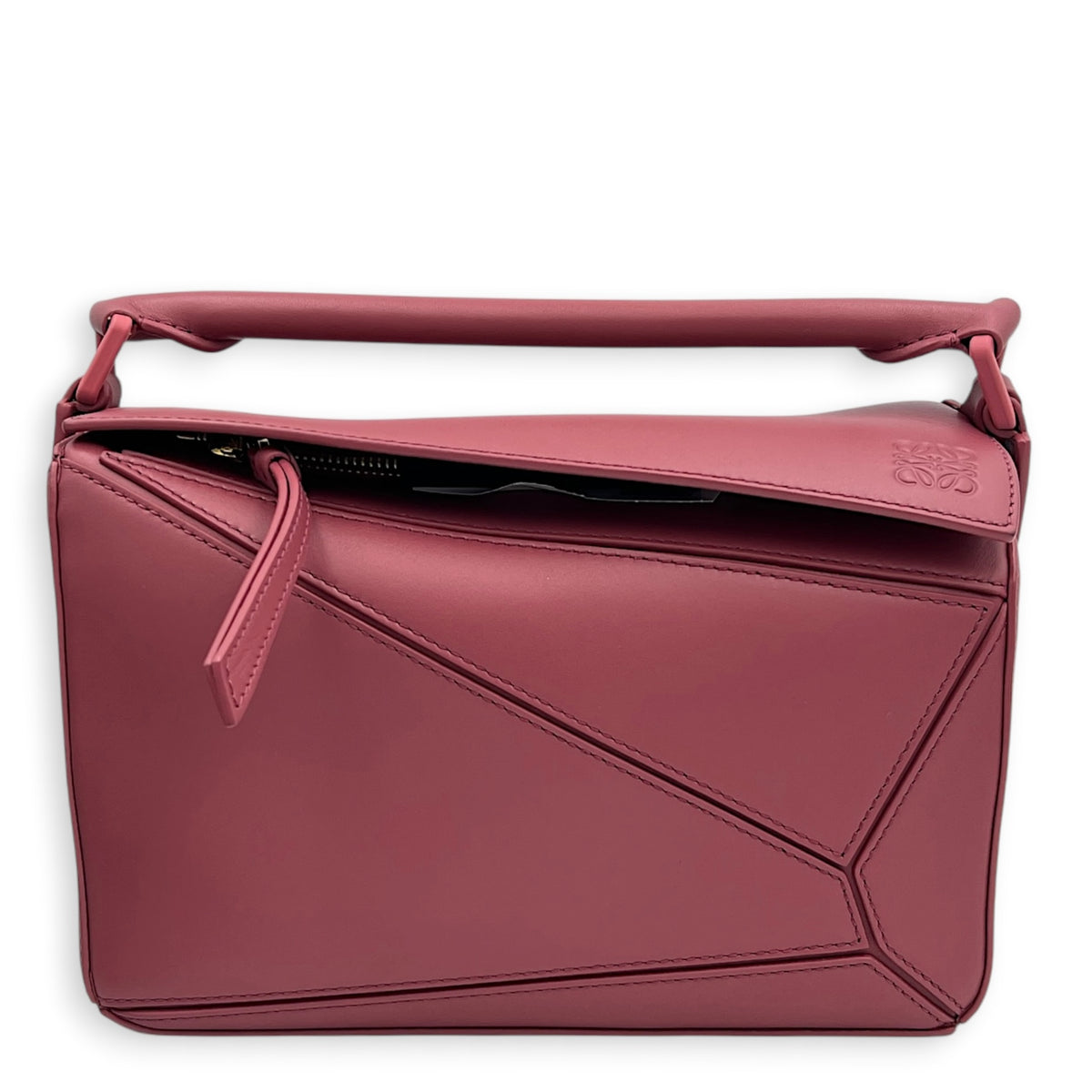 Puzzle Shoulder Bag Small Raspberry in Calfskin, Monochrome hardware