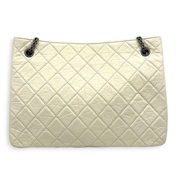 2.55 Tote Bag White in Distressed Leather, Gunmetal hardware