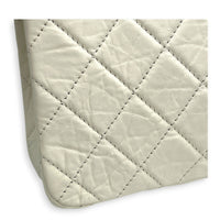 2.55 Tote Bag White in Distressed Leather, Gunmetal hardware